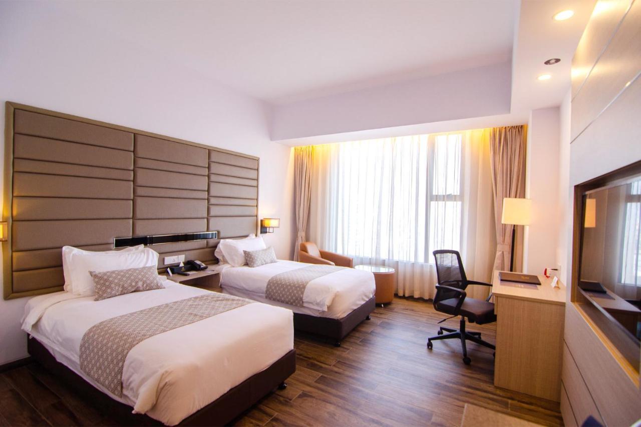 Best Western Sks Chattogram Читтагонг Экстерьер фото